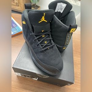 Air Jordan Retro (ps) 1.5Y brand new in original box (boys size)